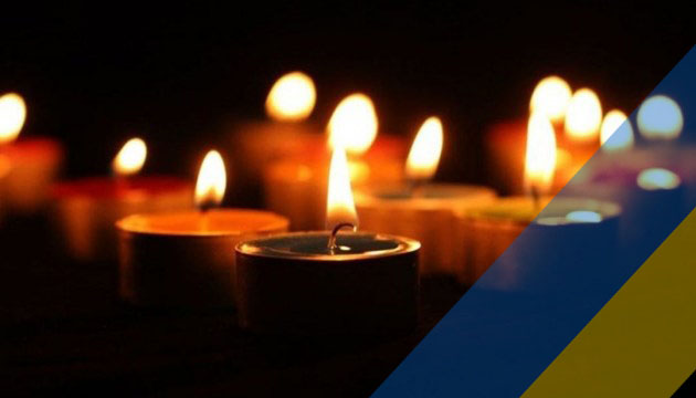 Поліцейський загинув ввечері 9 січня внаслідок наїзду на нього автомобіля між селами Вишково та Велятино.