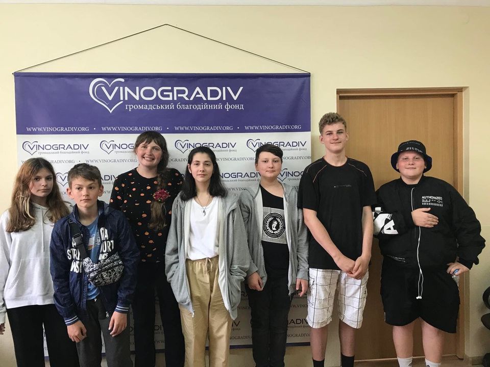 13 мая в ЧФ «Виноградов» состоялась украинско-турецкая встреча с участием учителей английского языка, детей из разных уголков Украины и детей из Турции.