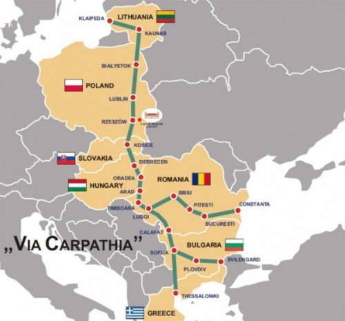 Нова траса має з’єднати північ Європи з півднем і пролягатиме через Литву, Польщу, Словаччину, Угорщину, Румунію та Болгарію аж до Греції та передбачає відгалуження магістралі до України.