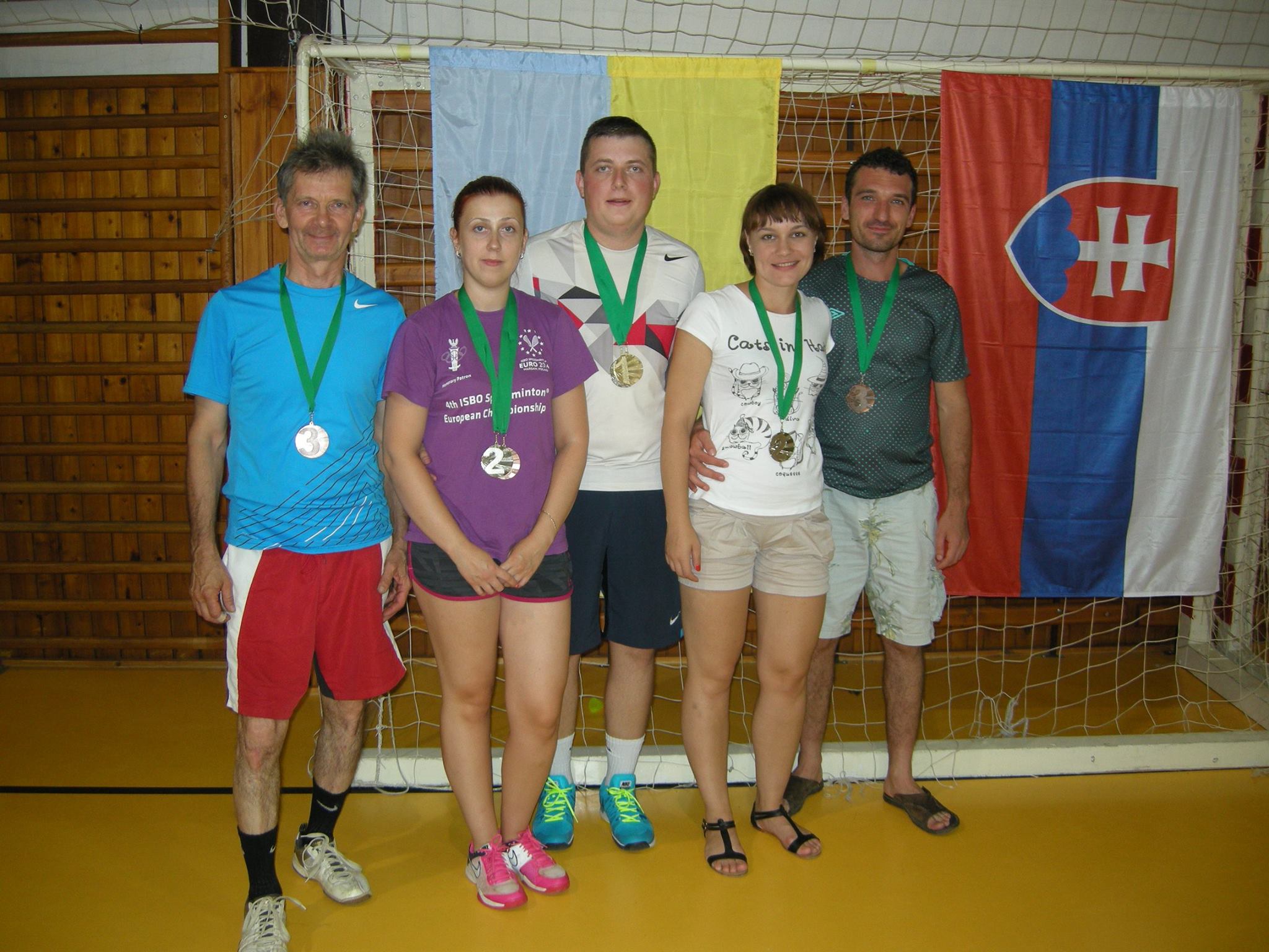 Украинцы завоевали 6 медалей на соревнованиях по спідбадмінтону в Словакии