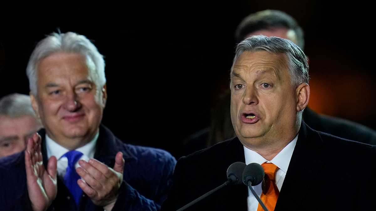 Прем’єр-міністр Угорщини Віктор Орбан у своїй промові після виборів назвав українського президента у числі тих, хто заважав повторному обранню його партії.


