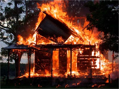 3 березня вранці у с. Середнє Водяне виникла пожежа у будинку. 