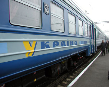 Про це на прес-конференції заявив виконуючий обов'язки генерального директора Державної адміністрації залізничного транспорту України Максим Бланк.
