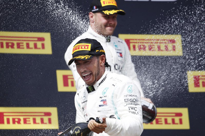 Команда Mercedes виграла восьмі поспіль перегони Формули 1 у сезоні 2019 року завдяки перемозі Льюїса Гамільтона на Гран-прі Франції. 

