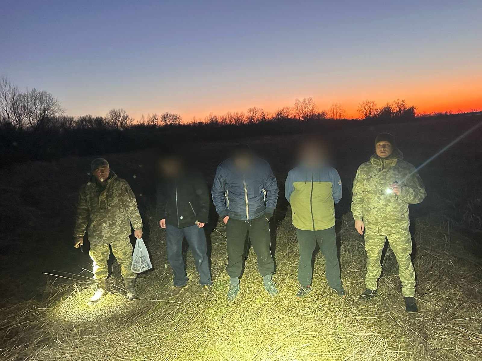 Есть деньги – нет границы: на Закарпатье поймали трех «водных путешественников» (ФОТО)