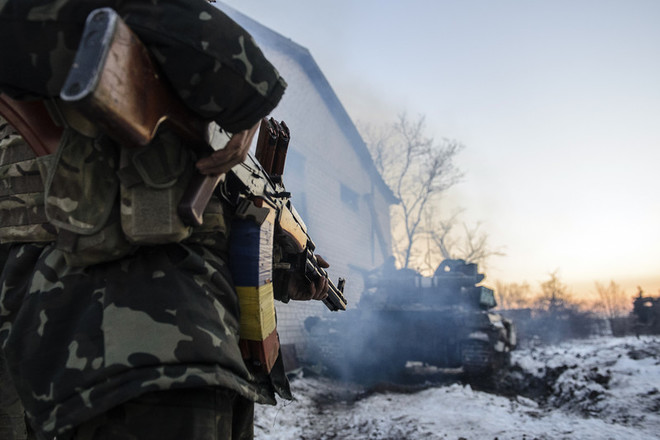 В четверг пророссийские войска осуществляли обстрелы позиций сил антитеррористической операции на всех направлениях.
Об этом сообщает пресс-центр АТО.