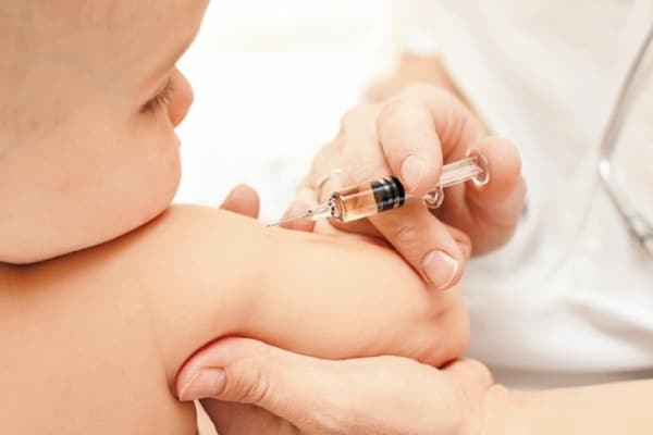 Венгрия предоставит Закарпатью иммунобиологические препараты для новорожденных и детей раннего возраста 