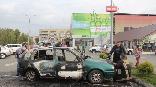 Cьогодні, 15 жовтня, трапилася пожежа поблизу торгового центру «Дастор» в Ужгороді. 