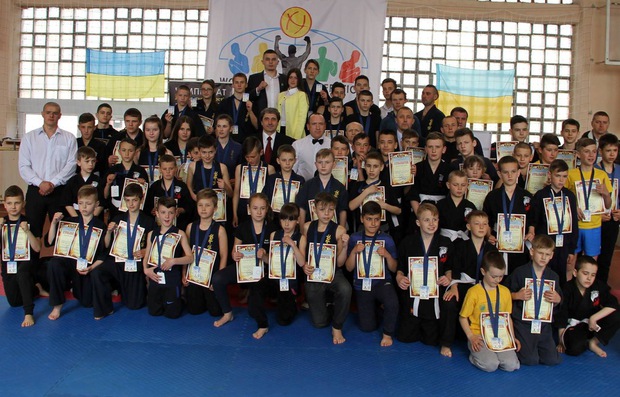 У неділю, 23 квітня, на базі Мукачівської ДЮСШ відбувся Чемпіонат Закарпатської області з хортингу.