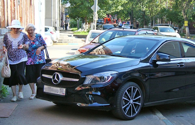 У Мукачеві поліція перевірить найбільш проблемні парковки у місті.


