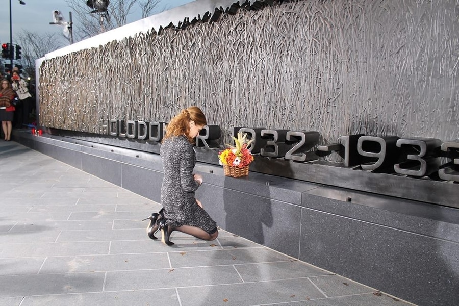 Оголошується конкурс на найкращий ескізний проект пам'ятника жертвам Голодомору 1932-1933 років.
