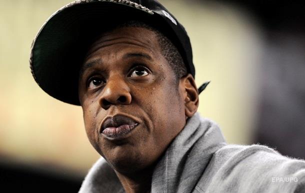 Лідирував у рейтингу американський виконавець Jay Z. Він заробив за останні 12 місяців 76,5 мільйонів доларів.