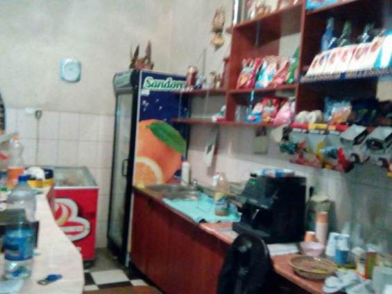10 февраля в кафе села Олешник ворвались трое парней (24, 19 и 16 лет), вынеся оттуда ноутбук, 4 тысячи гривен и 5 блоков сигарет.