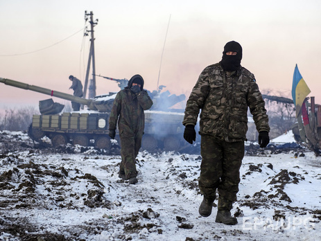 Незаконные вооруженные формирования с начала суток 40 раз обстреляли позиции сил АТО на Донбассе.
