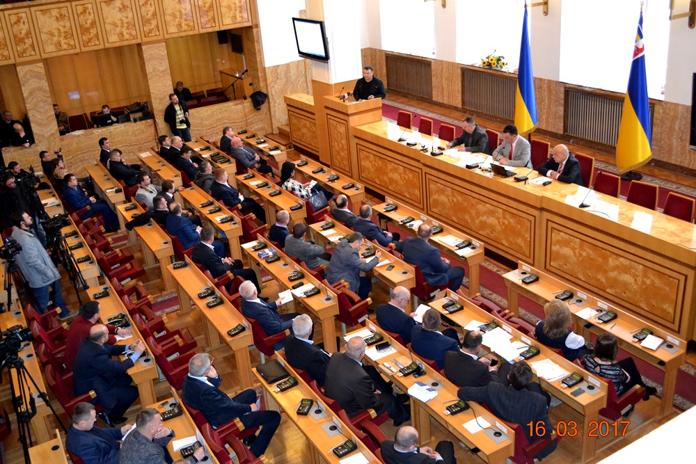 16 березня, на позачерговому засіданні сесії облради присутні 37 депутатів прийняли звернення до Президента України щодо необхідності захисту національних інтересів у ситуації, яка склалася на сході.