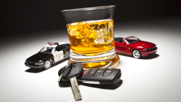 В Перечине, Мукачевском и Тячевском районах працівникиполіції составили 5 административных протоколов за керуванняавтомобілем в состоянии алкогольного опьянения.