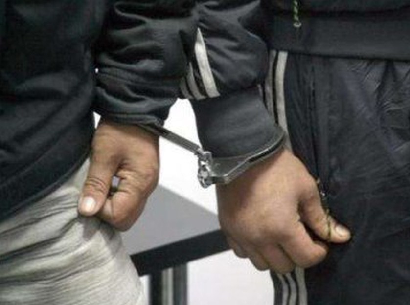 Задержаны двое несовершеннолетних жителей Рерихов, которые проникли в чужой дом и ограбили 29-летнюю хозяйку.