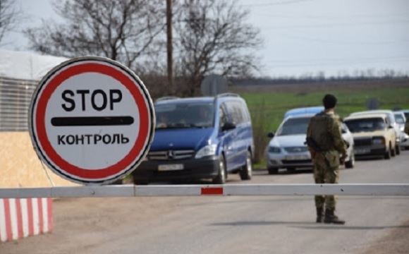 Покидаючи територію Угорщини, 36-річний громадянин України перетинав кордон у пішому порядку на митному посту «Лужанка» Закарпатської митниці. 
