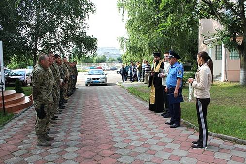 На Схід України вирушили п’ять екіпажів Державтоінспекції Закарпатської області.
