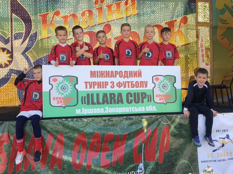 14-16 жовтня в м. Іршава проходив Міжнародний турнір з футболу “ILLARA CUP”.