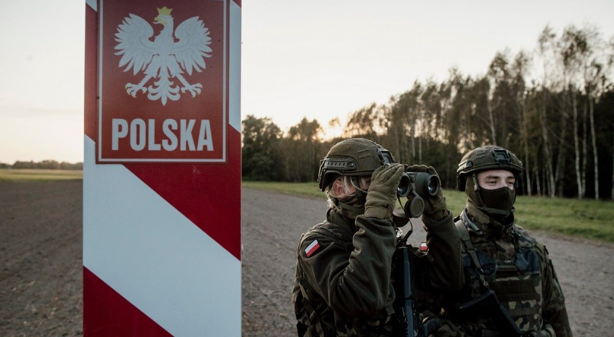 Польські прикордонники закликають Міністерство оборони відправити більше військ на кордон у відповідь на провокації в Білорусі, які посилилися в понеділок, 7 серпня.