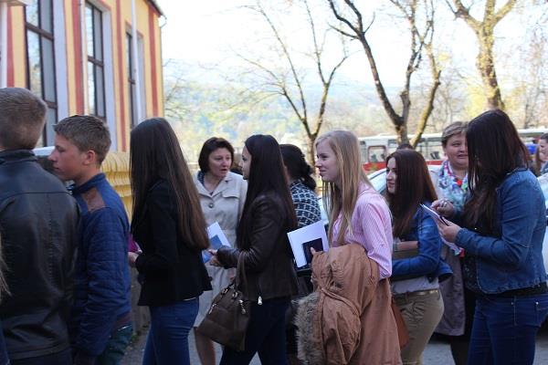Сегодня, 24 апреля выпускники Тячевщины сдают ВНО с украинского языка и литературы.

