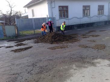 Селяни Іршавщини продовжують вимагати дорогу