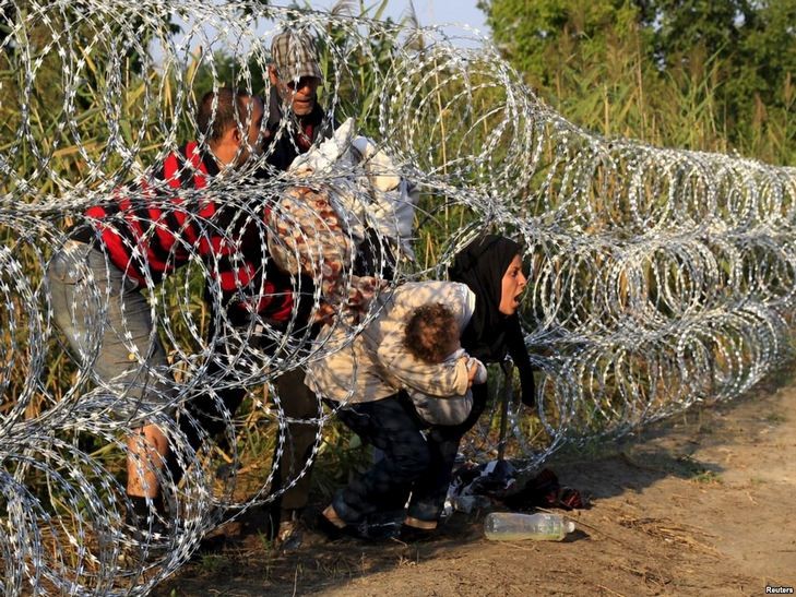 За незаконную переправку четырех нелегальных мигрантов через государственную границу Украины пакистанец получил два года заключения.