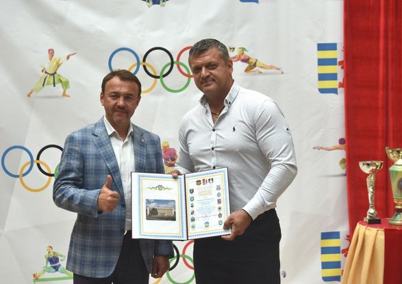 Михайло Гал з Виноградова отримав Почесну грамоту Закарпатської обласної ради.