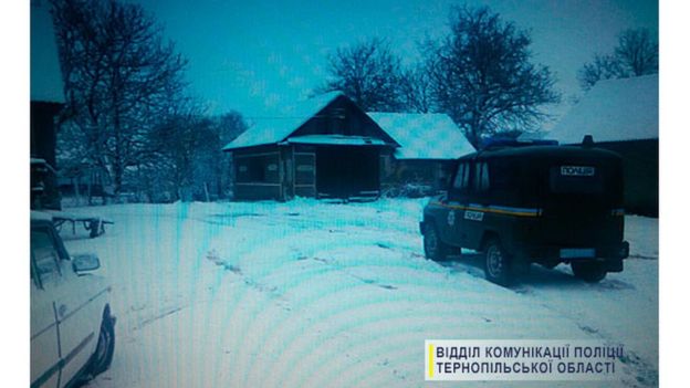 Мешканець села Великі Дедеркала вкрав трактор і чистив на ньому дорогу від снігу. Про це повідомила поліція Тернопільської області.
