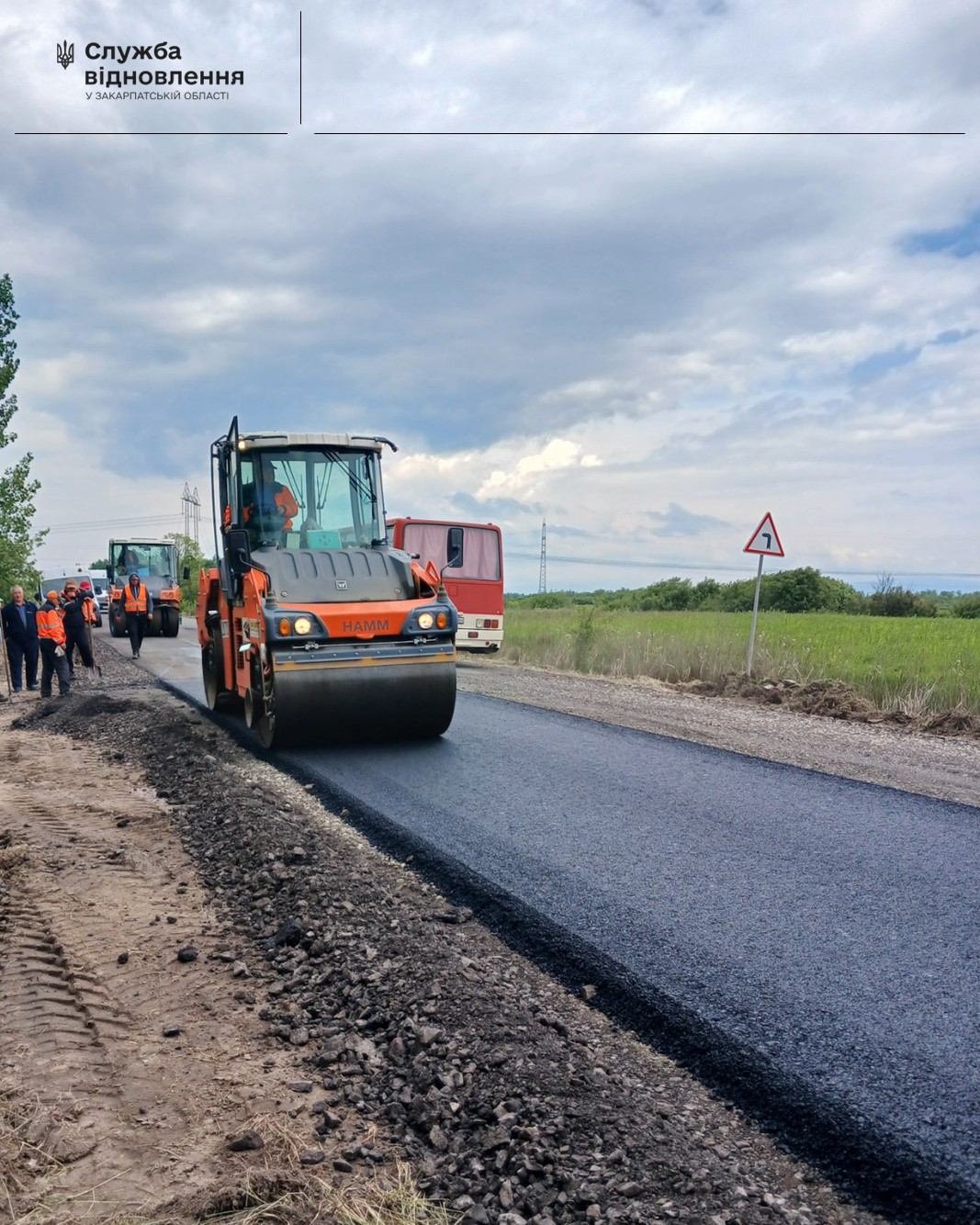 В області відремонтували 2090 м² міжнародної траси: на Закарпатті шлях М-25 став зручнішим для водіїв (ФОТО)