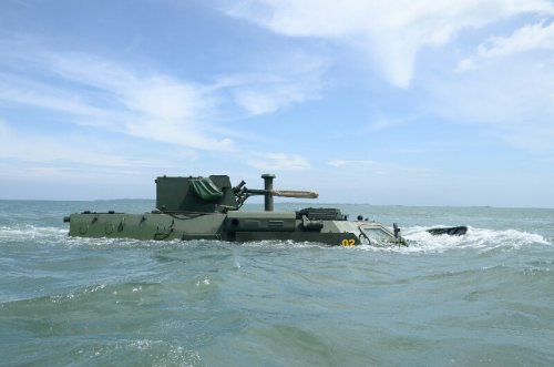 В Індонезії успішно протестували в Яванському морі бронетранспортери БТР-4М, які були вироблені в Україні. 