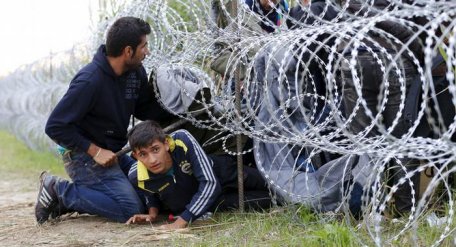 В Венгрии привлекли к ответственности первого беженца за нелегальное пересечение границы