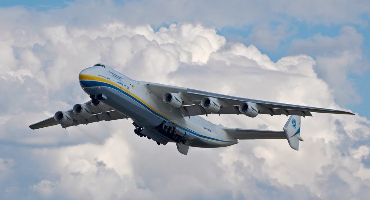 Під час перебування в аеропорту Гостомеля, що під Києвом, російські загарбники встигли вкрасти запчастини з відомого українського літака Ан-225 «Мрія», який був знищений у лютому.