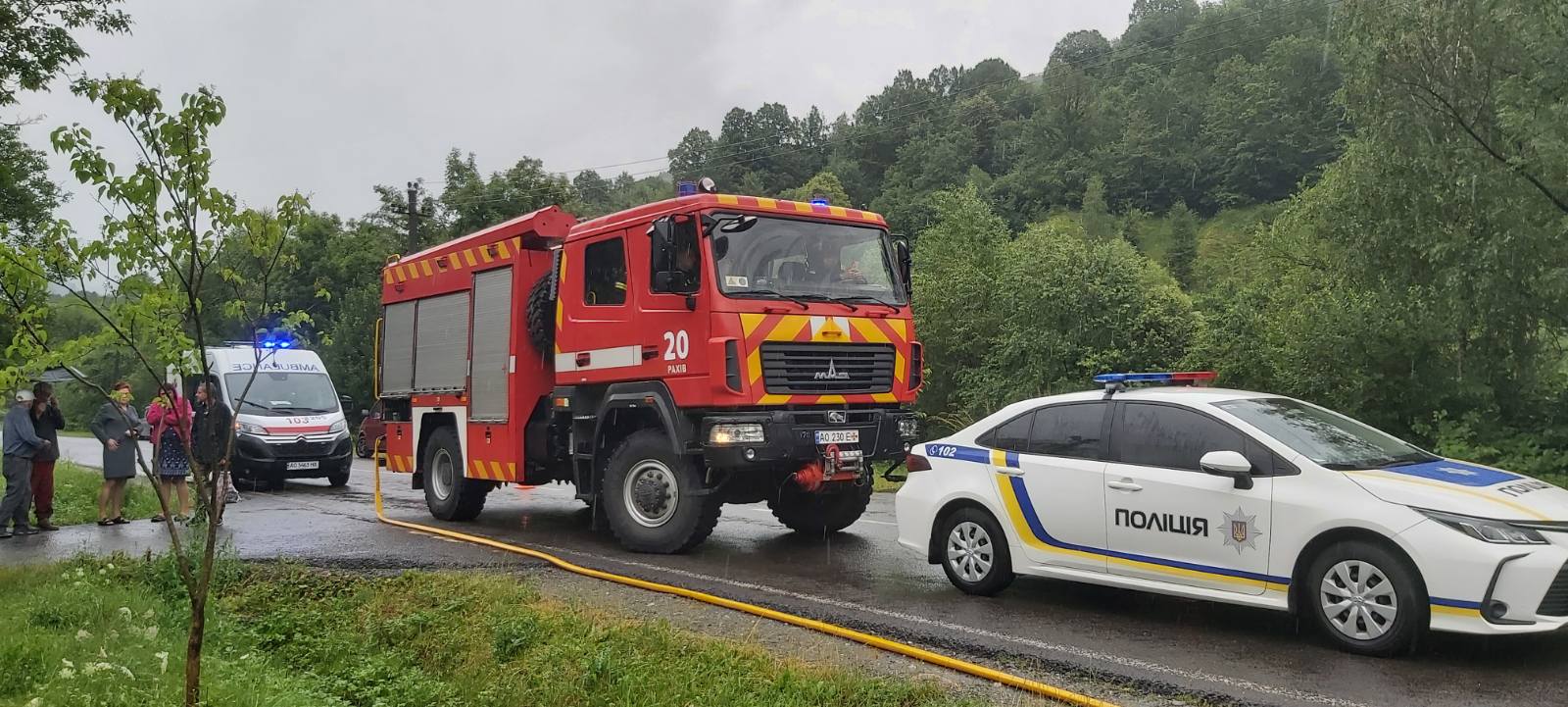 Малюнок до статті Трагедія на Рахівщині: одна загибла, троє в критичному стані після жахливої ДТП (ФОТО)%