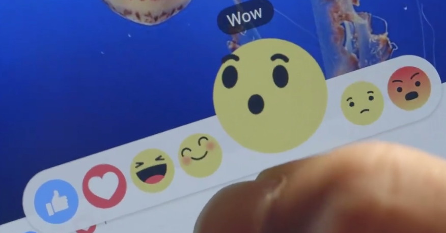 Социальная сеть Facebook начала тестирование нового вида кнопки «Like».