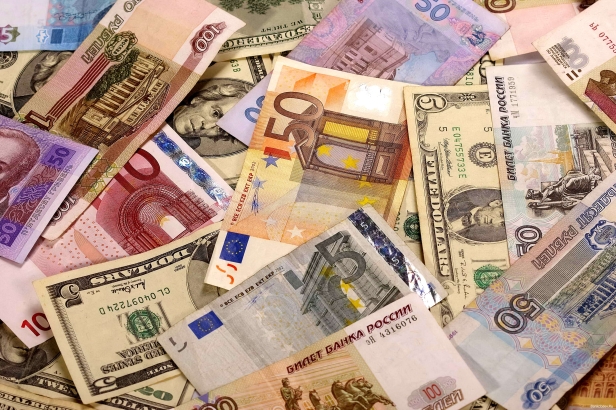 Нацбанк Украины меняет подходы к установлению официального курса гривны к иностранным валютам. Официальный курс гривны будет рассчитываться по обновленной методологии.