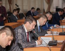 На навчання ужгородців плаванню виділять...