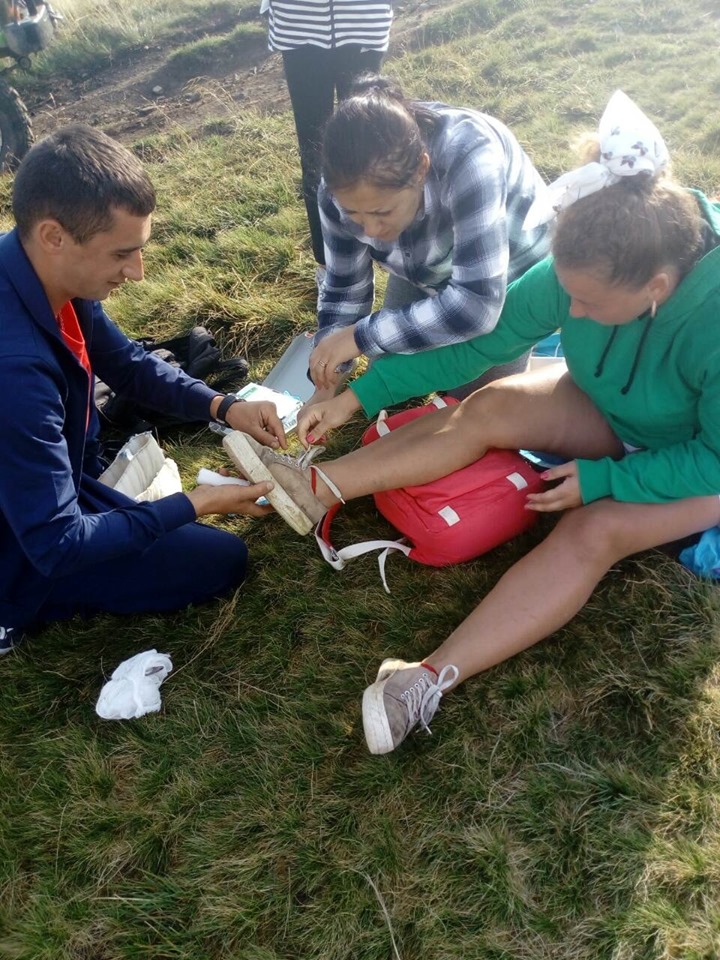 24 серпня, гірським рятувальникам довелось виходити на допомогу туристці, що травмувала ногу під час проходження туристичного маршруту в районі гори Великий Верх Міжгірського району. 