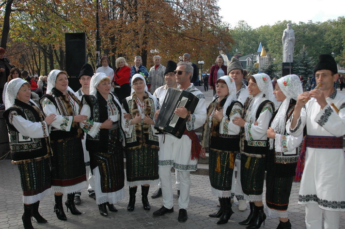 В воскресенье, 22 мая, в сек. Белая Церковь Раховского района состоится XXIV областной фестиваль румынского народного искусства. 