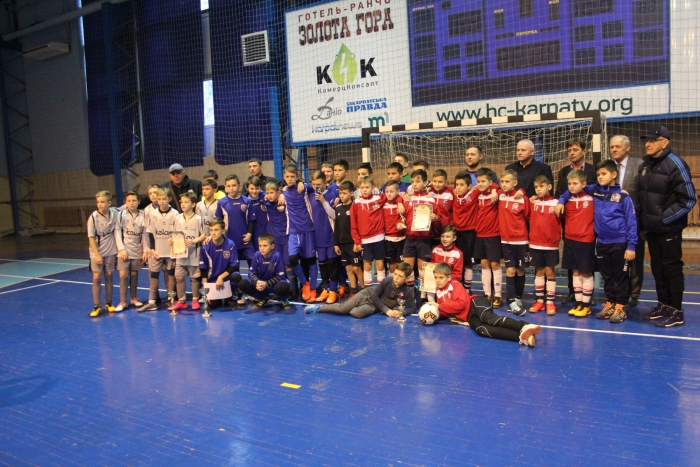 У спорткомплексі «Юність» відбувся фінальний етап традиційного «Новорічно-різдвяного турніру» за участю юнацьких команд 2005-06 та 2007-08 років народження.