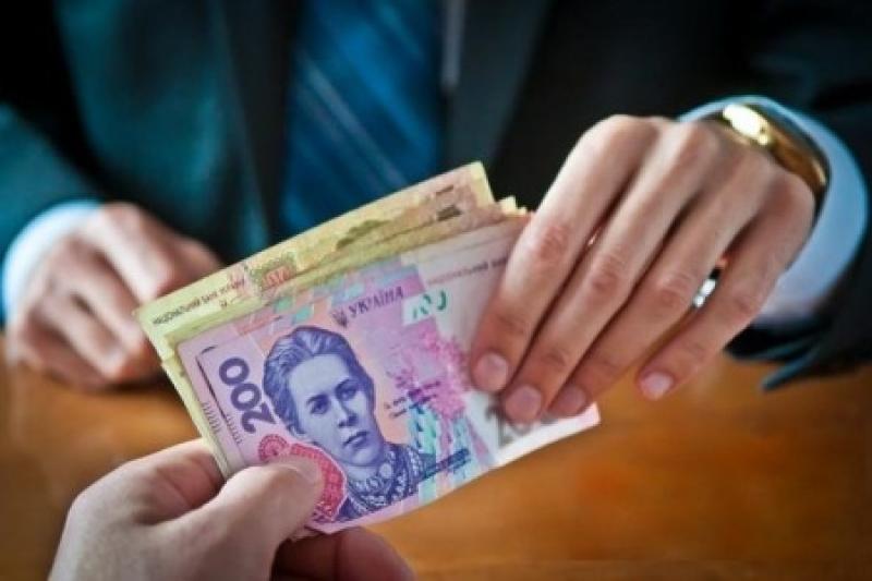 Перші гроші в рамках програми монетизації субсидій можна буде отримати з 12 березня у відділеннях “Ощадбанку”.
