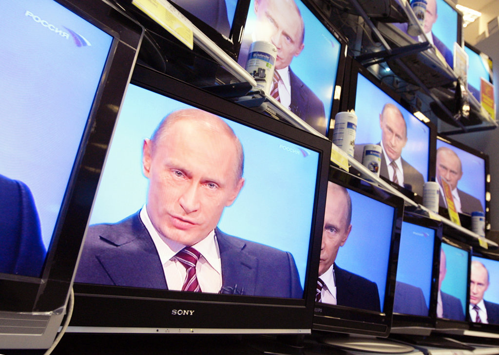 Россияне заявили о нежелании задавать вопросы президенту России Владимиру Путину, при этом прямую линию с ним они назвали 