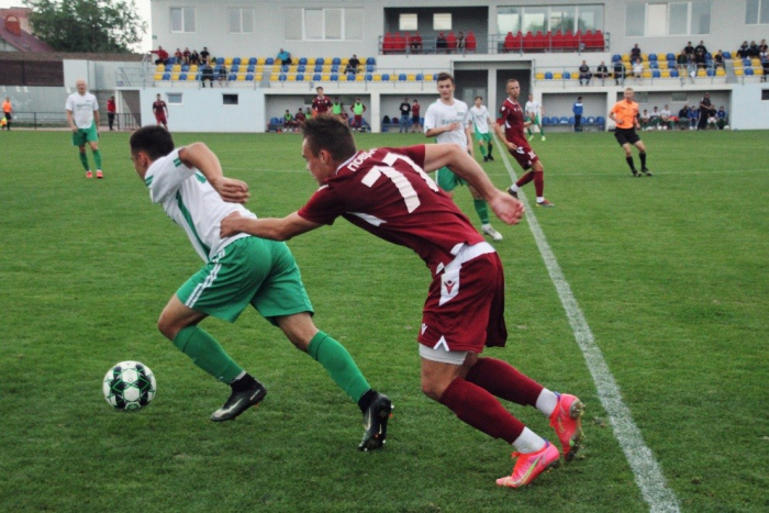 “Ужгородці” у ході підготовки до матчу Першої ліги проти “Ниви” провели спаринг-матч. 