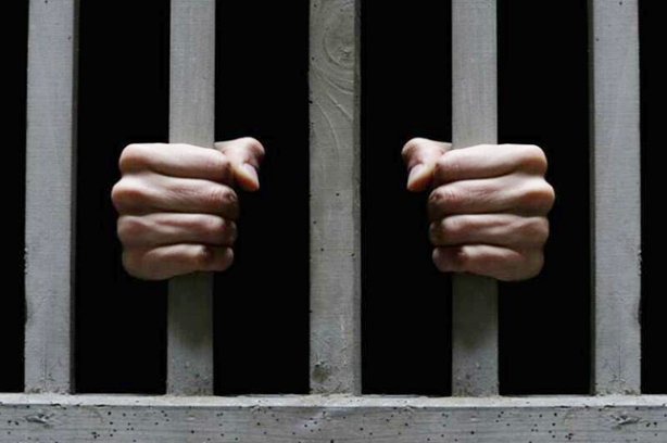 За клопотанням Берегівської місцевої прокуратури ухвалою слідчого судді застосовано тимчасовий арешт до 31-річного громадянина Молдови.