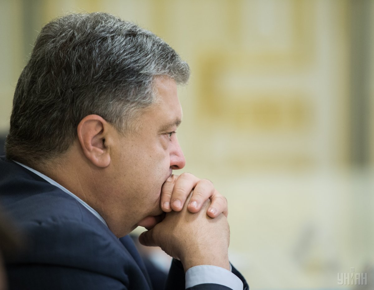 Президент Украины Петр Порошенко пообещал через 9 дней обнародовать свою е-декларацию.