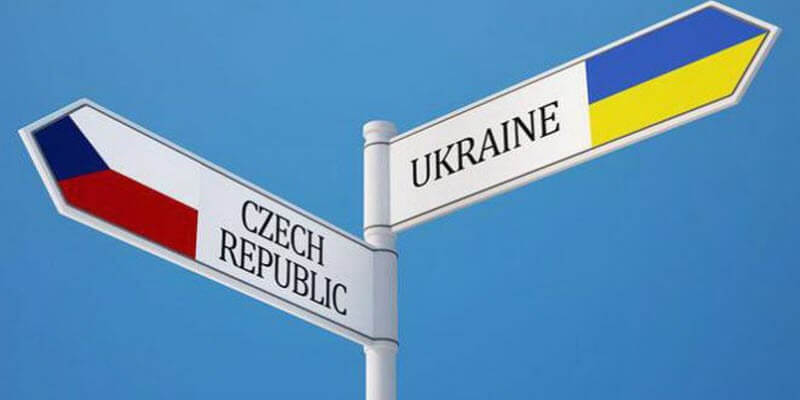 Дозвіл на роботу вже будуть давати для українців тільки в Чехії.

