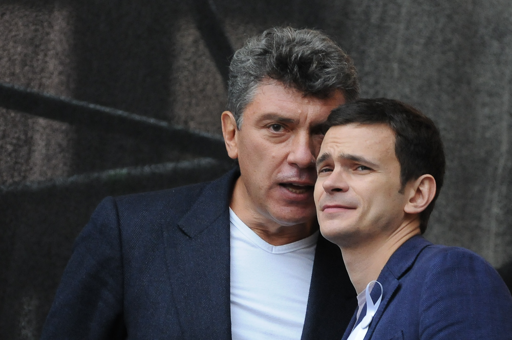 Российский оппозиционер Илья Яшин пообещал опубликовать доклад об Украине, которую подготовил Борис Немцов.