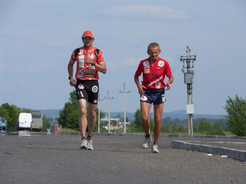 Відомі бігуни з Угорщини подолають 500 км на підтримку рекреації Закарпаття