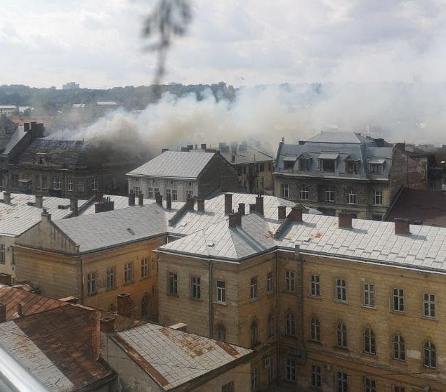 Сьогодні, 15 вересня, близько 12:30 у Львові сталася пожежа.